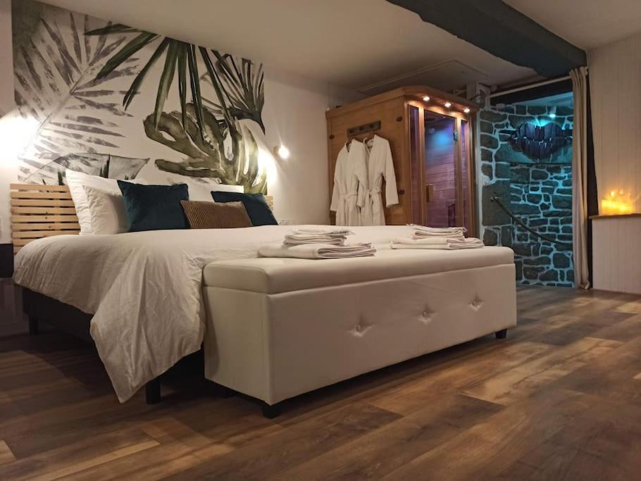 L'Etreinte, Gite De Charme Avec Jacuzzi Interieur Et Sauna Guéméné-sur-Scorff 외부 사진